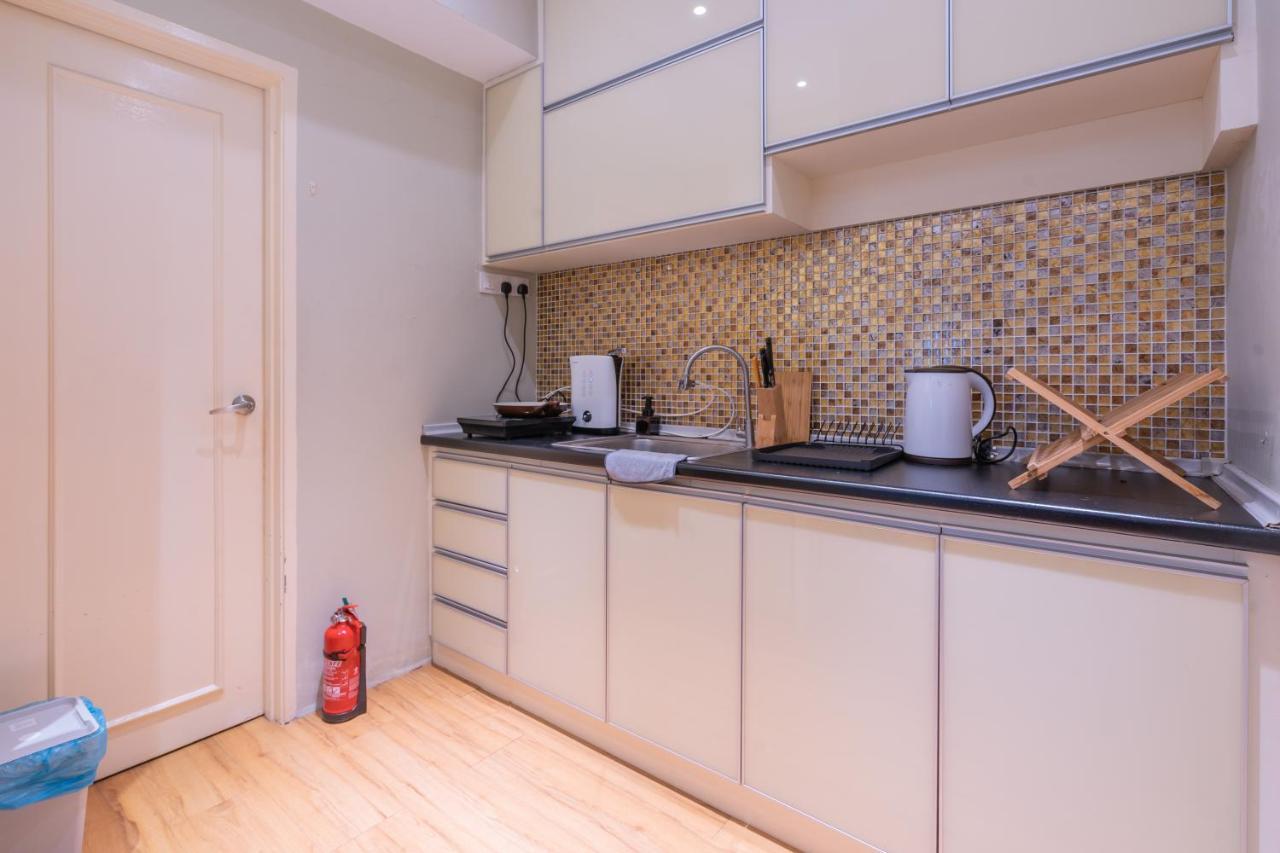 Cozy 2-Bedroom For 4 Pax With Pool - Субанг-Джая Экстерьер фото