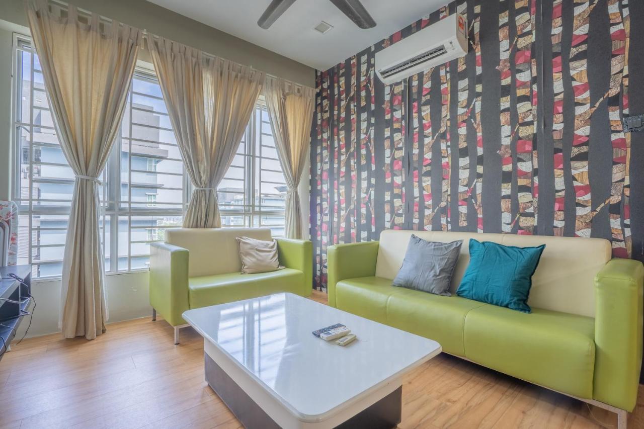 Cozy 2-Bedroom For 4 Pax With Pool - Субанг-Джая Экстерьер фото