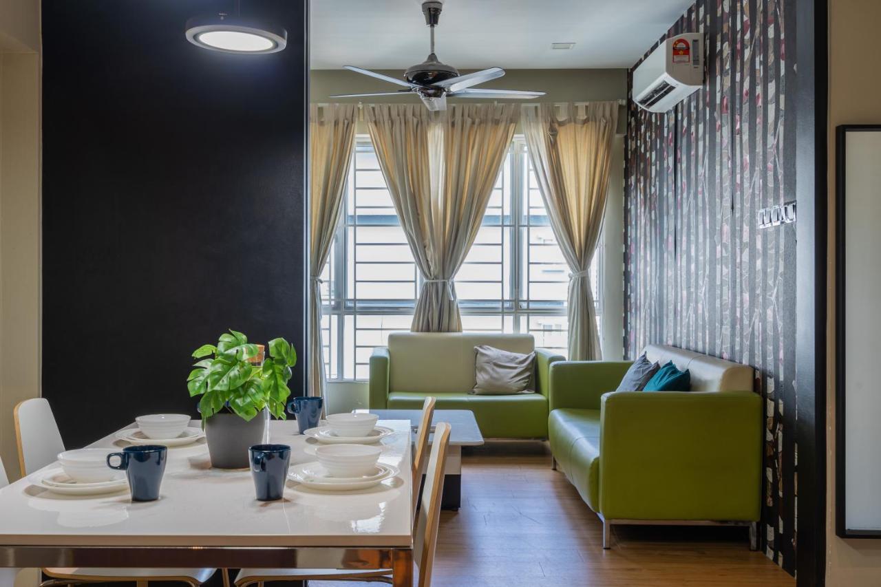 Cozy 2-Bedroom For 4 Pax With Pool - Субанг-Джая Экстерьер фото
